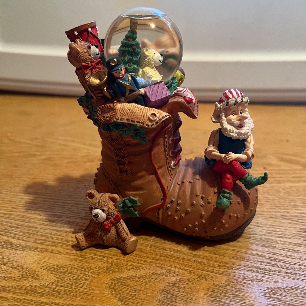 Elf on a Shoe Yankee Candle